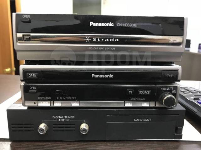 Магнитофон Panasonic Strada CN-HDS960TD, 2 DIN — 178x100 мм, б/у 