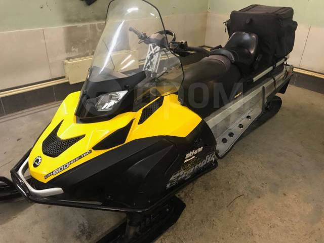 BRP Ski-Doo Skandic SWT. ,  ,   