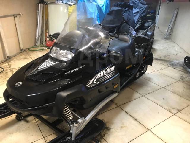 BRP Ski-Doo Expedition. ,  ,   