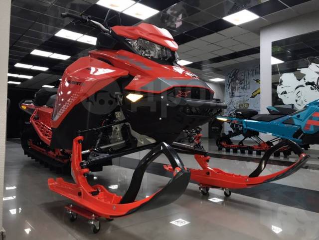 BRP Ski-Doo Summit X. ,  ,   