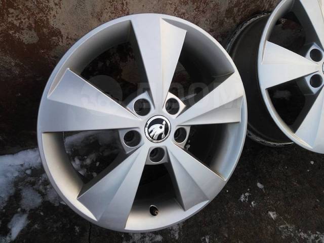 Оригинальные диски октавия А7 5E0601025C8Z8 skoda octavia A7, 16", 1 шт ...