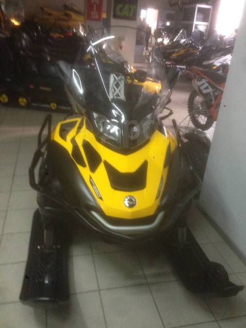 BRP Ski-Doo Skandic SWT. ,  ,   