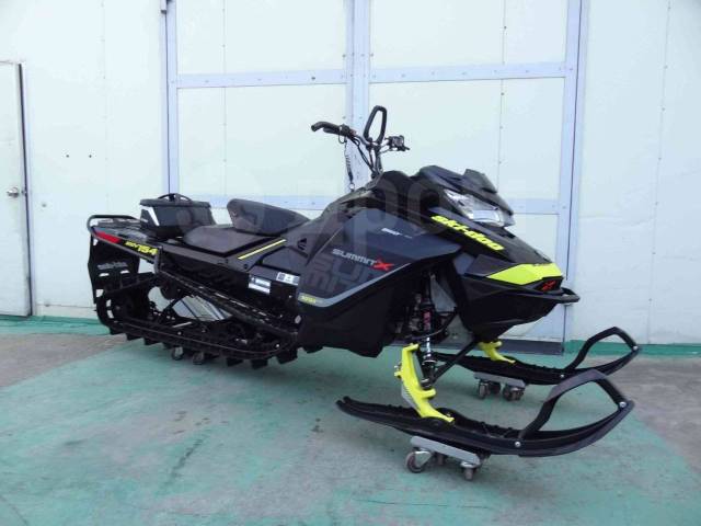 BRP Ski-Doo Summit. ,  ,  .     