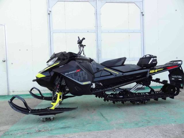 BRP Ski-Doo Summit. ,  ,  .     