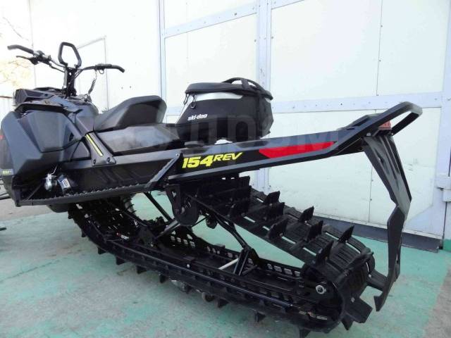 BRP Ski-Doo Summit. ,  ,  .     