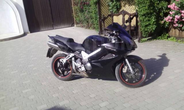 Honda VFR 800A. 800. ., , ,   