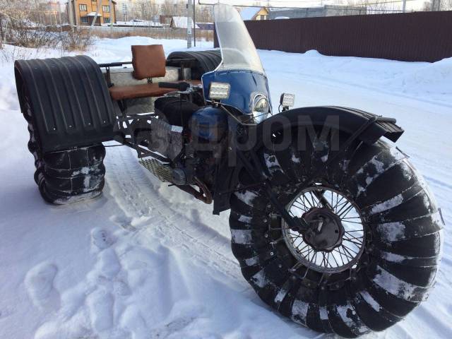 Снегоход Рысь 440 и самодельный трицикл на базе Урала.