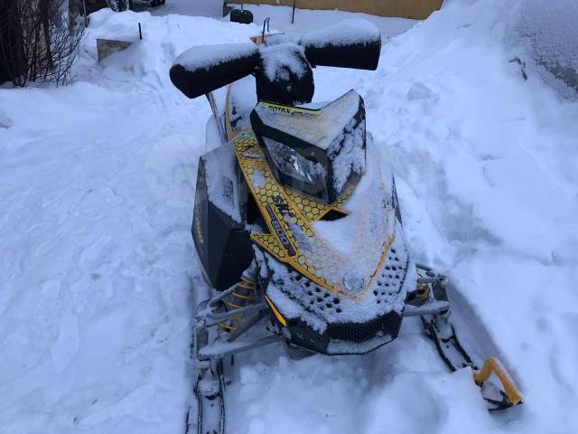 BRP Ski-Doo Summit X. ,  ,   