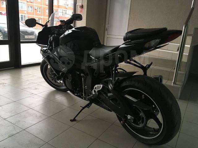 Suzuki GSR 600. 600. ., , ,   