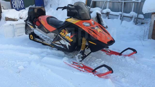 BRP Ski-Doo Summit. ,  ,   