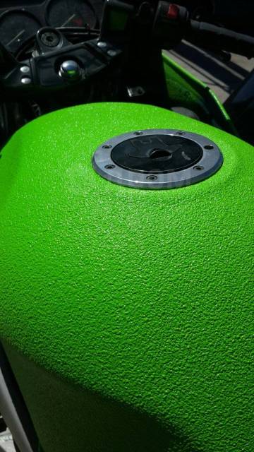 Покраска мотоцикла раптором Kawasaki