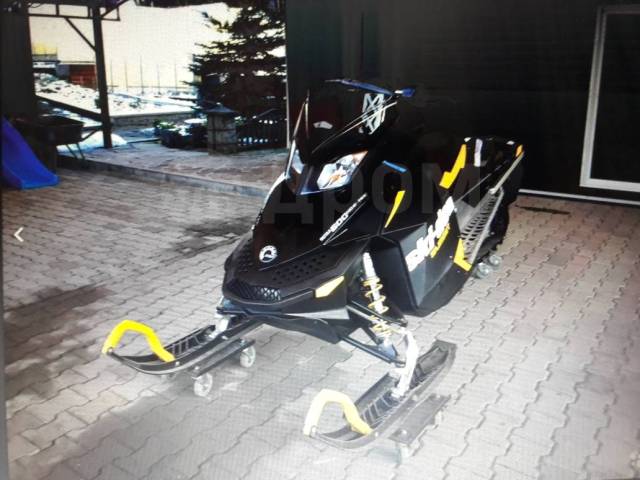 BRP Ski-Doo Summit. ,  ,   