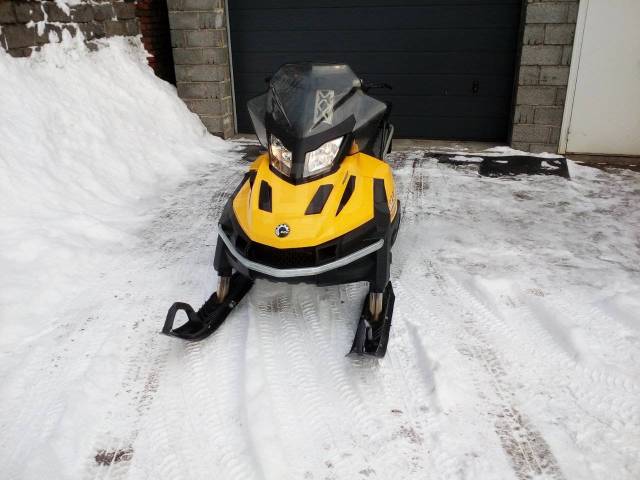 BRP Ski-Doo Skandic Tundra. ,  ,   