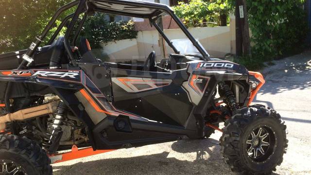 Polaris RZR. ,  \,   