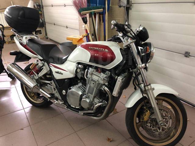 cb 1300 2002