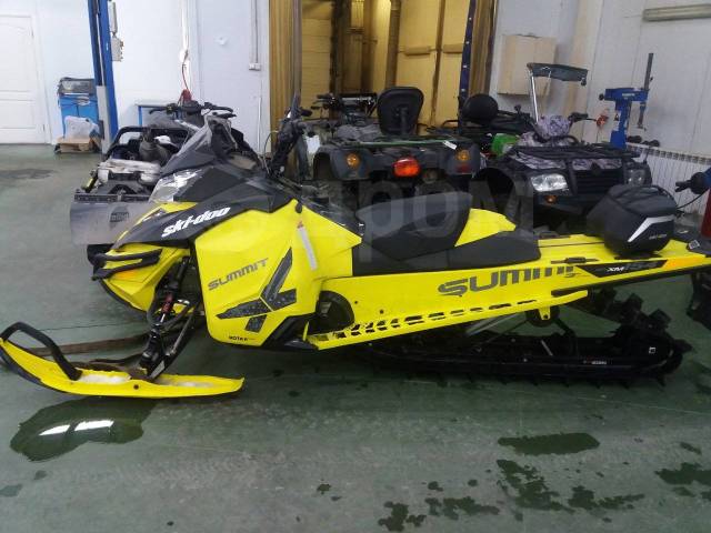 BRP Ski-Doo Summit X T3. ,  ,   