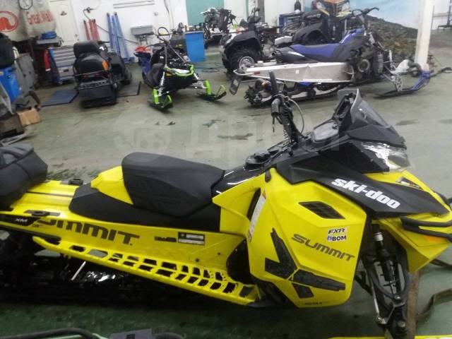 BRP Ski-Doo Summit X T3. ,  ,   