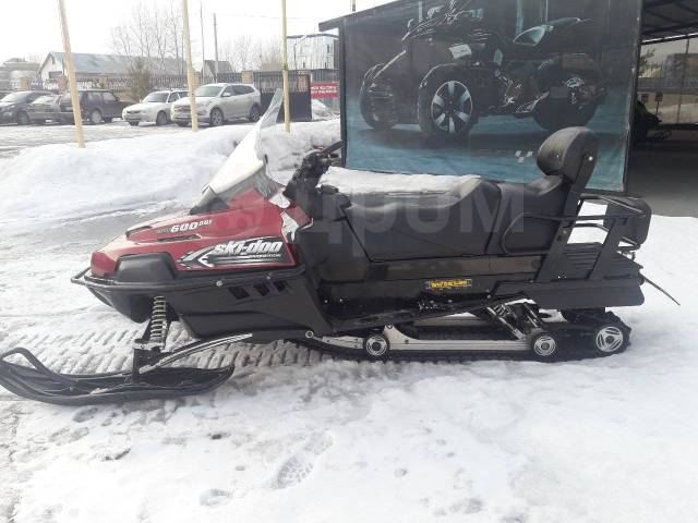 BRP Ski-Doo Expedition. ,  ,   