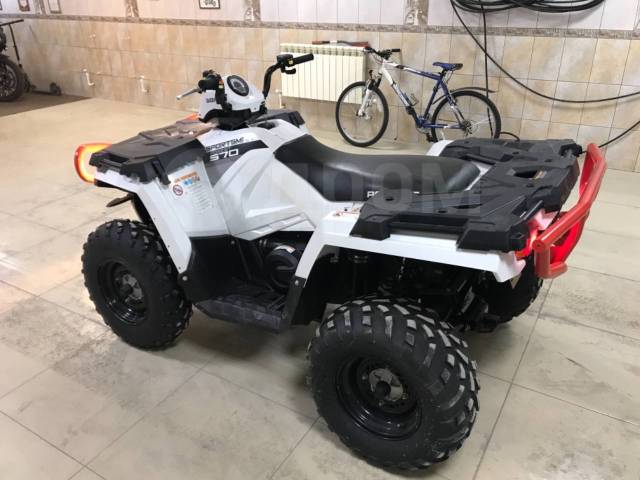 Polaris Sportsman 570. ,  \,   