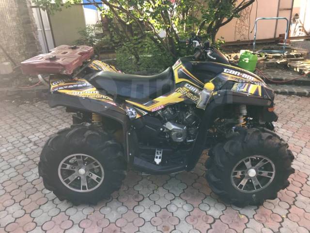 BRP Can-Am Renegade 800. ,  \,   