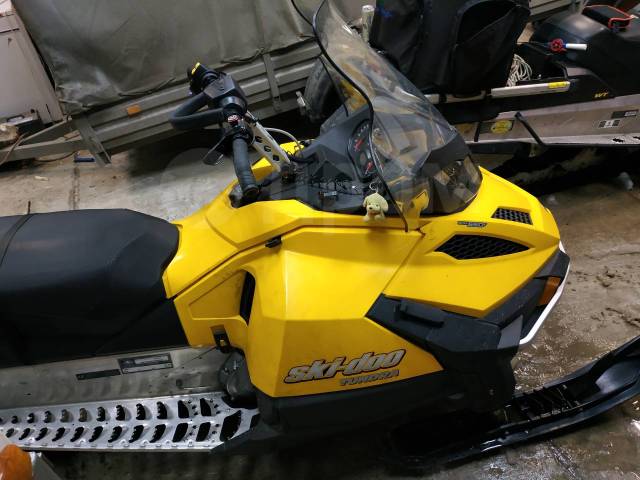 Skidoo Tundra Widetrack 550