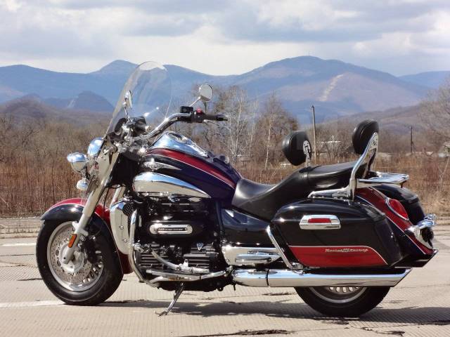 Triumph rocket 3 clearance touring