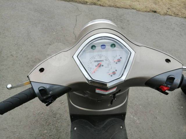 Скутер insetto 125