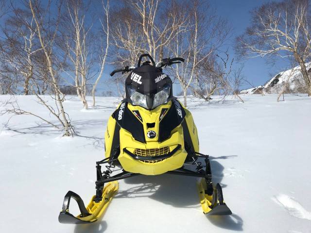 BRP Ski-Doo Summit X T3. ,  ,   