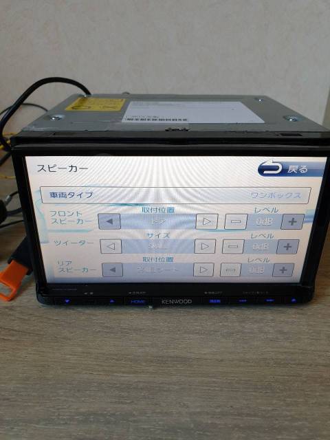 Свежий Kenwood mdv l402 2014г. DVD CD SD USB iPOD, 2 DIN — 178x100