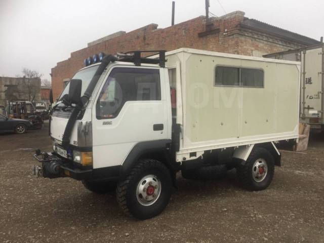 Грузовик mitsubishi canter