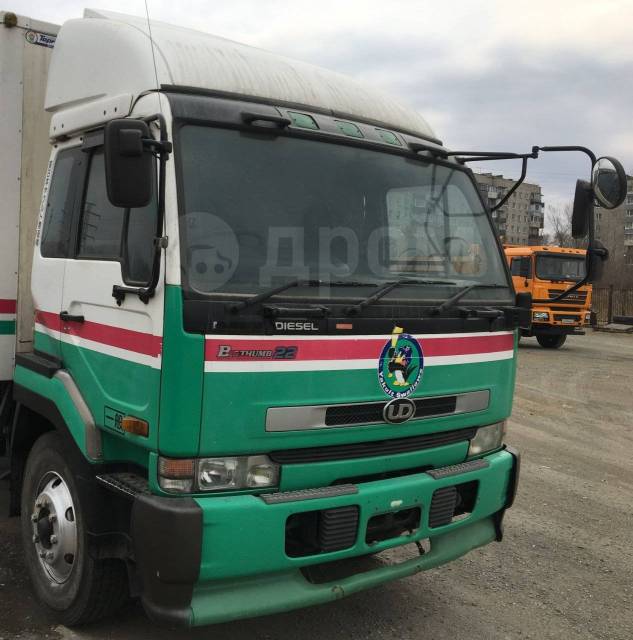 mitsubishi canter 2001 год