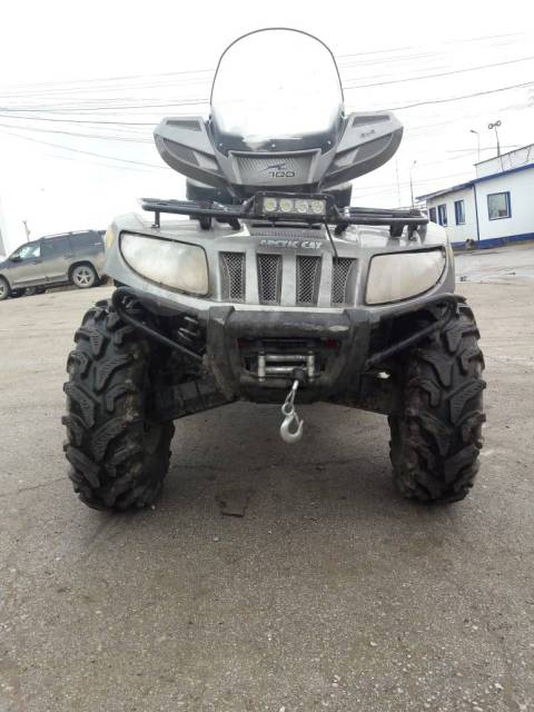 Arctic Cat TRV 700i. ,  \,   