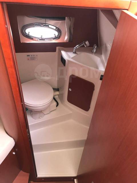 Beneteau. 2013 ,  8,80.,  , 400,00..,  