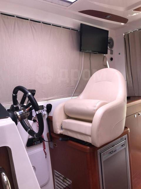 Beneteau. 2013 ,  8,80.,  , 400,00..,  