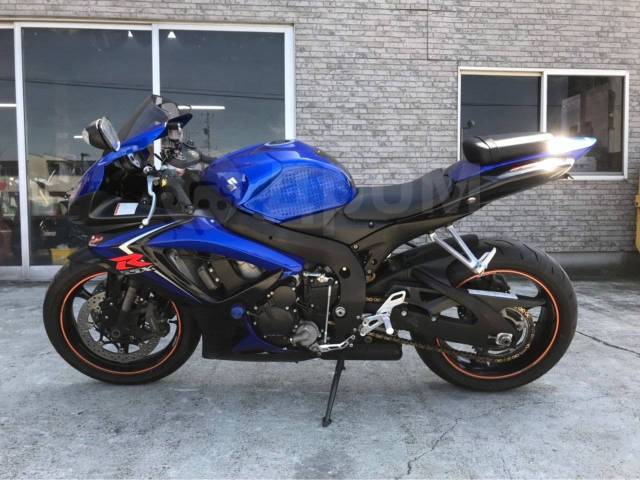 Suzuki GSX-R 750. 750. ., , ,  .     