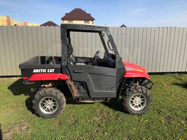 Arctic Cat 650 H1. ,  \,   