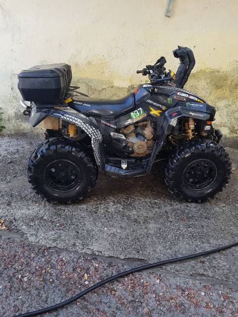 BRP Can-Am Renegade 800 XXC. ,  \,   