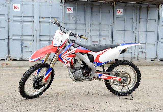 Honda crf150r в легковую машину