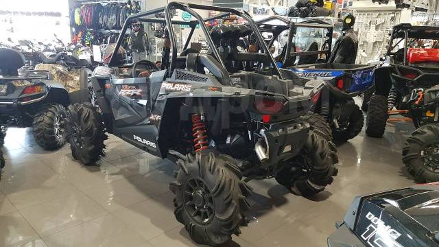 Polaris RZR XP 1000 EPS High Lifter. ,  \,   