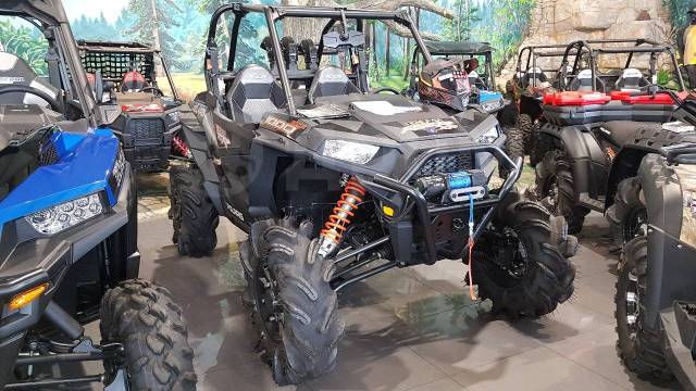 Polaris RZR XP 1000 EPS High Lifter. ,  \,   