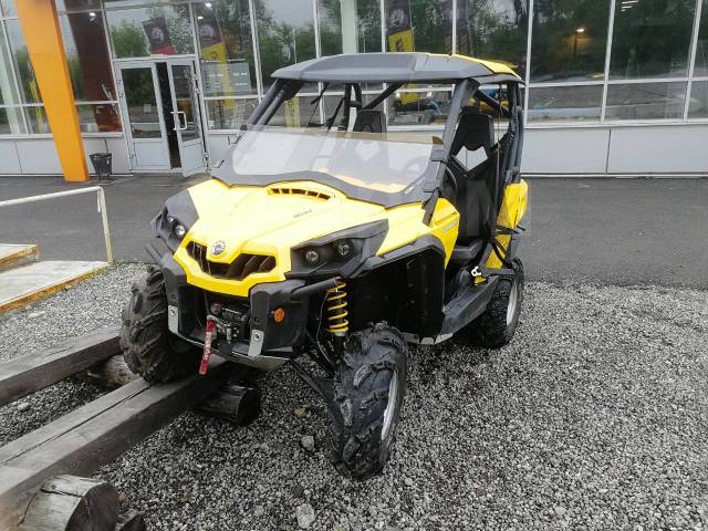 BRP Can-Am Commander 800. ,  \,   