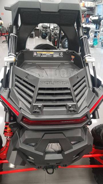 Polaris RZR. ,  \,   