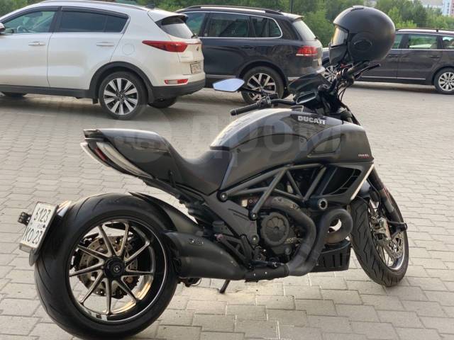 Ducati Diavel Carbon 2011