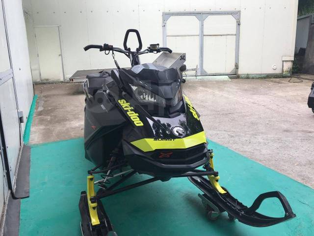 BRP Ski-Doo Summit. ,  ,  .     