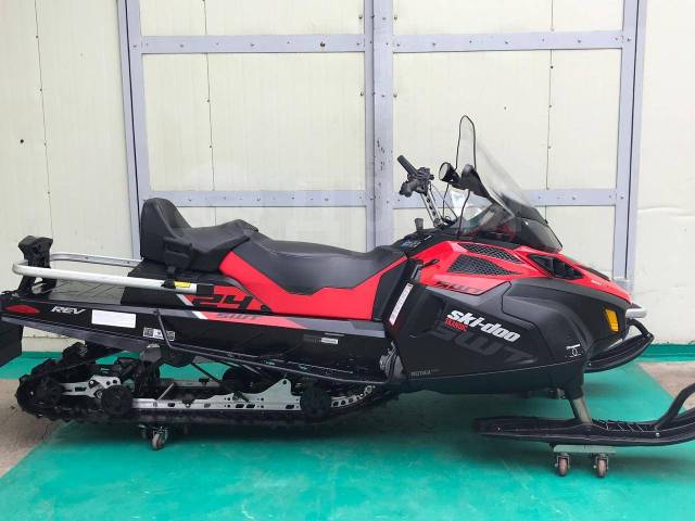 BRP Ski-Doo Skandic SWT. ,  ,  .     