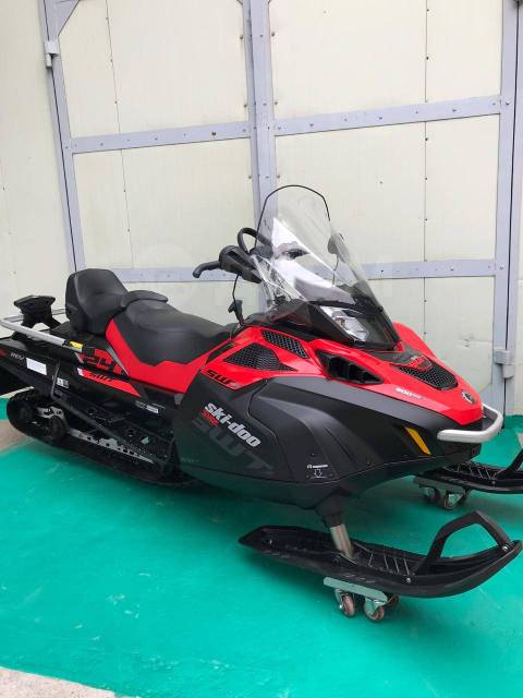 BRP Ski-Doo Skandic SWT. ,  ,  .     