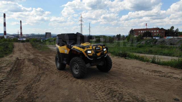 BRP Can-Am Outlander Max 400. ,  \,   