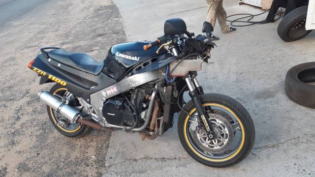 Kawasaki ZZR 1100 Ninja. 1 100. ., , ,   