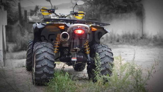 BRP Can-Am Renegade 800. ,  \,   