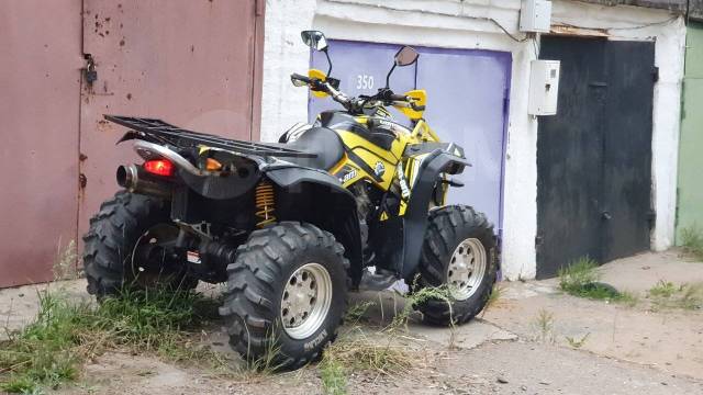 BRP Can-Am Renegade 800. ,  \,   